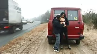 Ele videos pornograficos brazileiros lava a rapariga com óleo de pila e depois vem-se