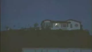 O vídeo de pornô brasileiro grátis tipo fodeu uma latina bonita com óculos na Lavandaria