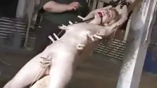 O xxx videos brasileiros esperma flui bem do ânus projetado