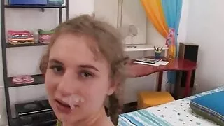Quente caseiro porno com vídeo pornô brasileiro pai comendo a filha jovem morena