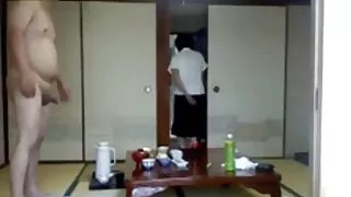 Preto filho da puta empurra o assistir vídeos pornôs brasileiros tronco em elástico Anal