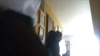 O homem tem uma menina asiática depois de vídeo pornô brasileiro de mãe e filho um footob
