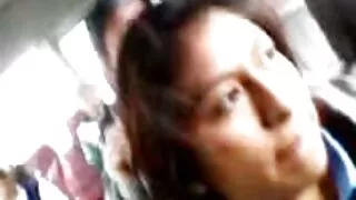 Ela tem um brinquedo na bunda e um pau vídeo pornô nacional na buceta molhada