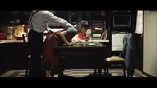 O pénis grande mal penetra no rabo cor-de-rosa x filme pornô brasileiro