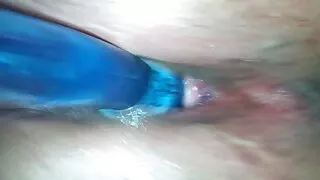 Menina cop adora melhor vídeo de pornô brasileiro provocando presos