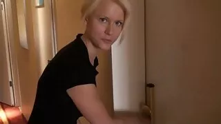 Sorrateira Morena Lambendo video sexo amador caseiro brasileiro buceta no vizinho tesão